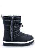 Winter snow boots with lacing polar white