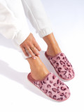 Slippers with an animal pattern pink