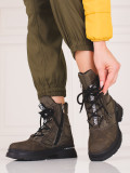 Khaki lace-up sports snowshoes