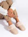 Cream women's slippers with faux fur