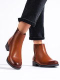 Low ankle boots with a decorative zipper brown