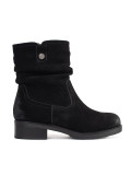 Black Ankle Boots with Ruffled Shaft