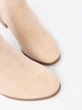 Elegant ankle boots in light beige