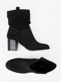 Black Suede Ankle Boots with Block Heel and Gathered Shaft
