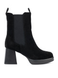Elegant Ankle Boots with Block Heels and Elastic Inserts