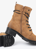 Lace-up caramel ankle boots with shaded toe effect