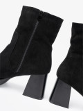 Elegant Black Ankle Boots on a Stable Heel
