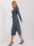 Elegant Midi Dress with Long Sleeves