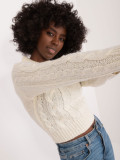 Elegant ecru sweater with long sleeves