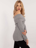 Elegant Gray Sweater with Long Sleeves