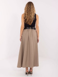 Beige maxi skirt with belt and pockets