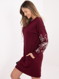 Burgundy short dress with embroidery and puff sleeves