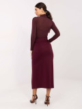 Elegant burgundy midi skirt with belt