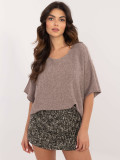 Elegant beige sweater with 3/4 sleeves