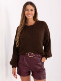 Brown sweater with round neckline and balloon sleeves