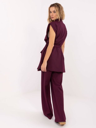 Elegant burgundy vest with belt and stripes