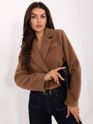 Short elegant camel coat
