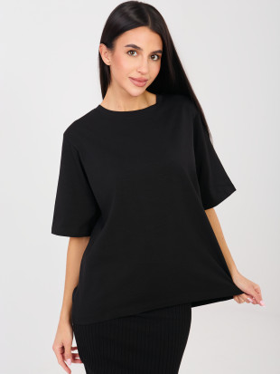 Black cotton T-shirt with short sleeves