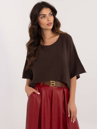 Elegant brown sweater with 3/4 sleeves